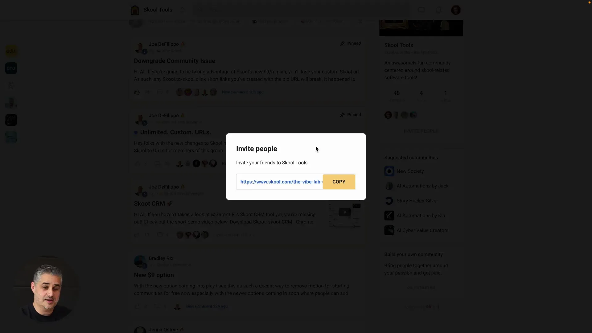 Invite people button and affiliate program info in community